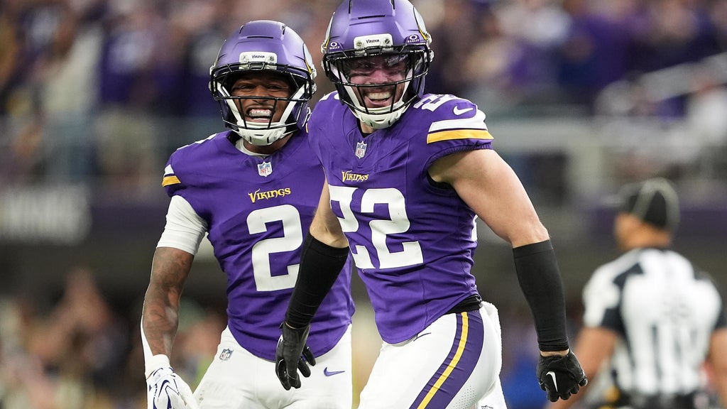 Vikings defense clamps down on Daniel Jones and the Colts for a 16-10 victory to stay undefeated — WCCO / CBS Minnesota, San Antonio Arts news