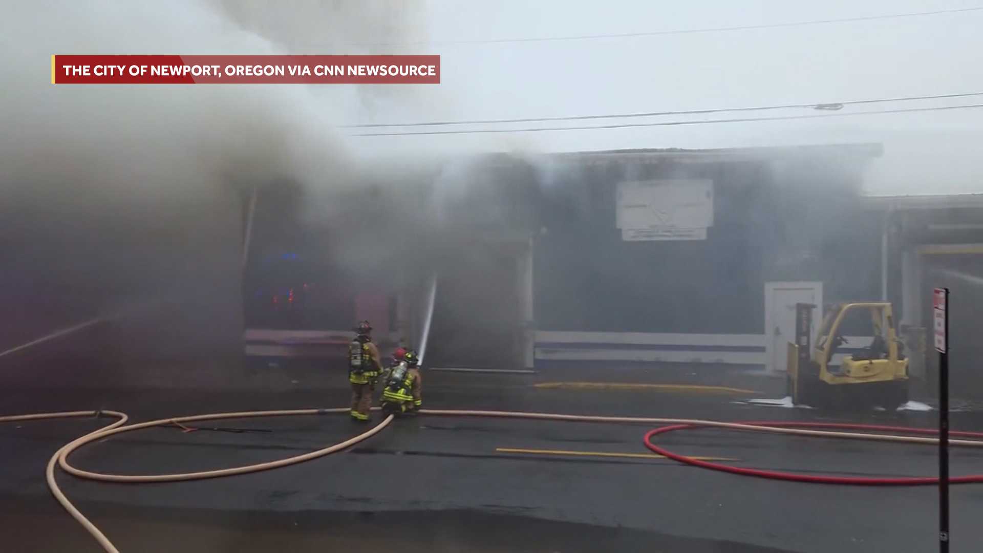 Possible ammonia contamination prompts evacuations after Oregon seafood plant fire, officials say — WESH 2 Orlando, San Antonio Schools news