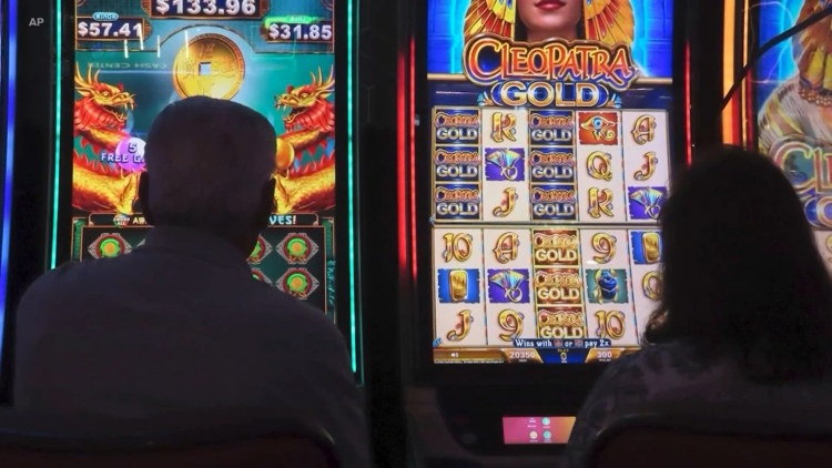 San Antonio committee pauses councilwoman's proposal to ban eight-liner machines. Here's why. — KENS 5 (San Antonio), San Antonio Community news