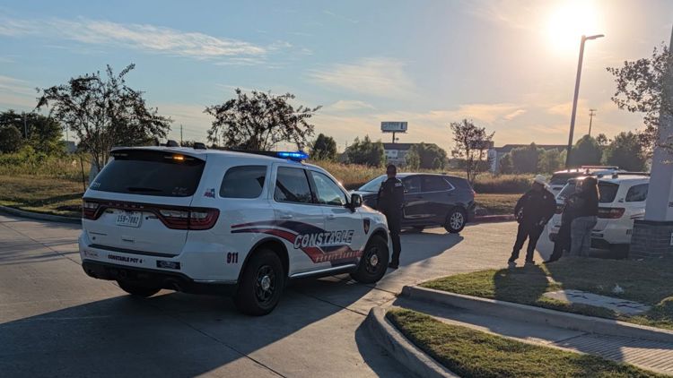 15-year-old riding electric scooter involved in crash near FM 1960, deputies say — KHOU 11 (Houston), San Antonio Community news