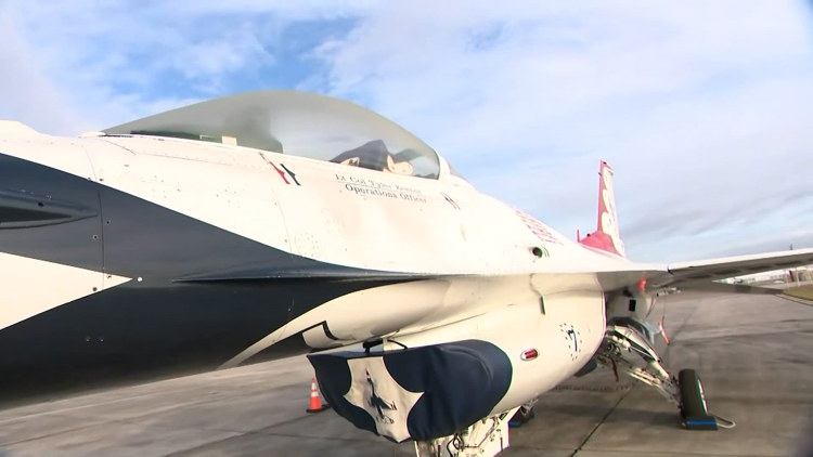 Wings Over Houston brings Thunderbirds, NASA and a special first — San Antonio Community news