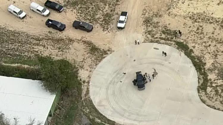 Police chase through Burleson ends in apparent murder-suicide, police say — San Antonio Community news
